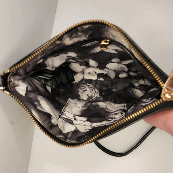 Ted Baker London Crossbody Shoulder  Bag - Black w/GoldtoneChain Removable strap - Picture 12 of 15